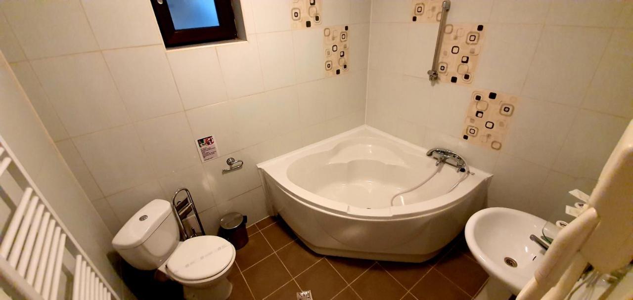 Casa Frent 호텔 프레데알 외부 사진