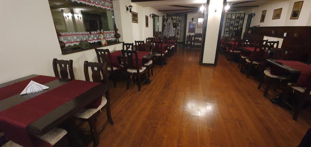Casa Frent 호텔 프레데알 외부 사진
